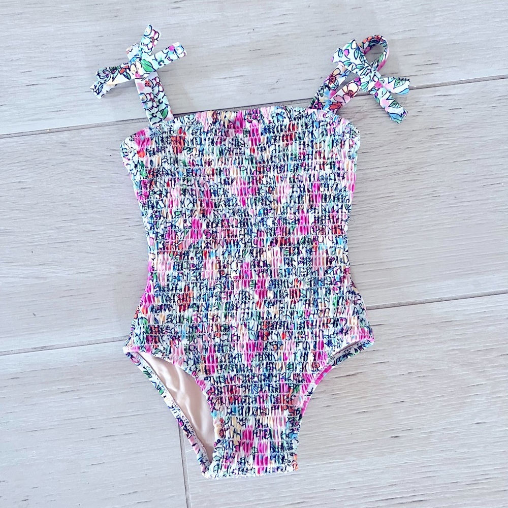 One piece swimsuit